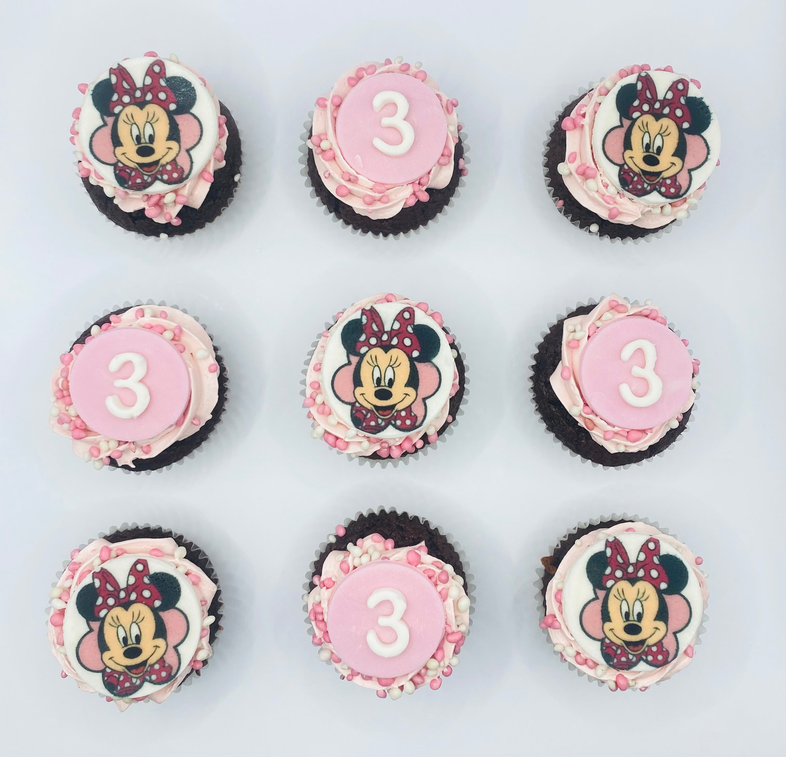 Minnie Mouse cupcakes