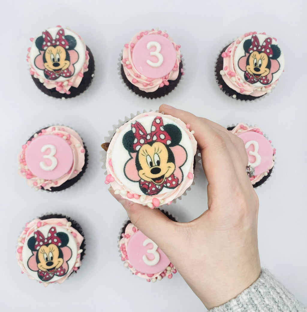 Minnie Mouse cupcakes